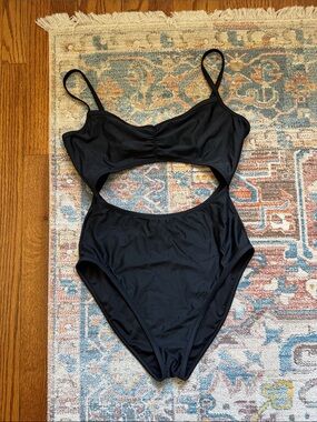 Madewell Black One-Piece Swimsuit with Cutout Detail
